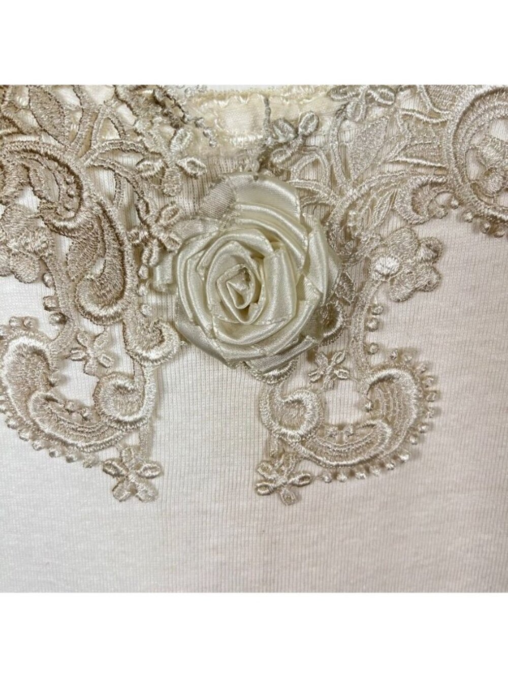 Vintage Y2K Ivory Lace Cami Tank Sz S Rosette Applique Romantic Coquette - Picture 3 of 9